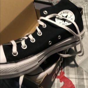 Converse nwt